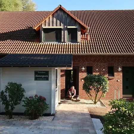 Blomengoorn Holiday home *