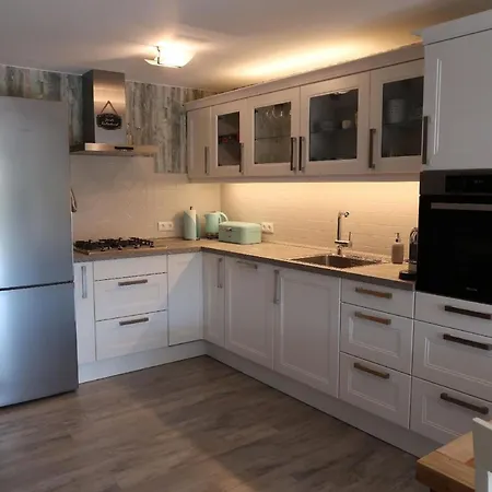 Holiday home Blomengoorn Redewisch